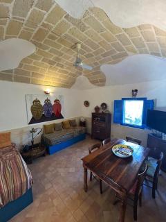 Casa Garibaldi , Piazza Sant'anna Favignana - Favignana - 2