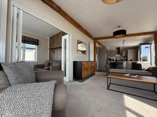 Luxury Lodge Retreat with Hot Tub - Stewarts Resort 19 - St Andrews - 6
