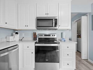 Anchors Away Unit 3 Duplex - Atlantic Beach - 3