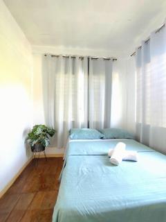 Spacious Private Staycation Home - 4