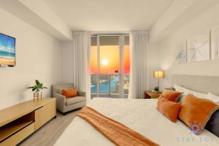 Infinite View Balcony Pool Gym - Hallandale Beach - 0