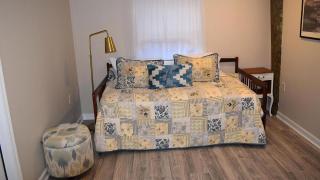 Sunset Shore House First Floor - 5