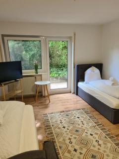 WellandHome Aalen - Business Apartment - 4 single beds - 9