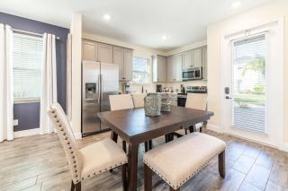 Setting Sail Cottage With Private Hot Tub Near Disney With Margaritaville Resort & Island H2O Access - 8057Dr - 3