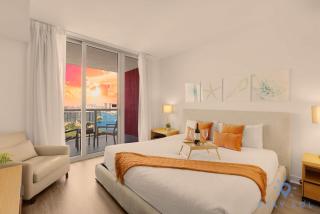 Condo Retreat with Stunning Views and Amazing Pools - Hallandale Beach - 8