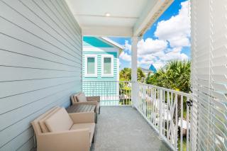 Beautiful Cottage With Hot Tub Near Disney With Margaritaville Resort Island H2O Access - 8053Ls - Orlando - 1