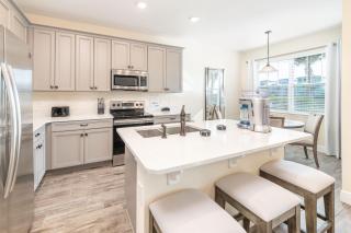 Fun In The Sun Cottage With Private Pool Near Disney With Margaritaville Resort & Island H2O Access - 8052Sh - 3