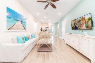Paradise Cottage Near Disney With Margaritaville Resort Island H2O Access - 8052Dr - Orlando - 2