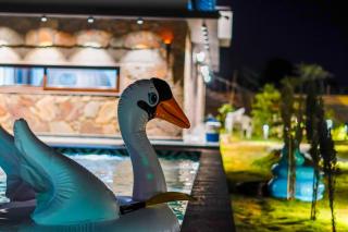 Eraaya Farms Luxury Pet Friendly Villa with Pool - Dabok - 8