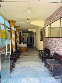 GM Hotel And Restaurant - Muzaffarabad - 3