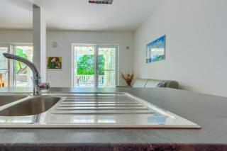 Luxury Beach app P2 amazing location - Ivan Dolac - 2