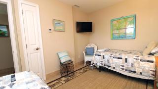 The Captains Ocean Front Condo - 6