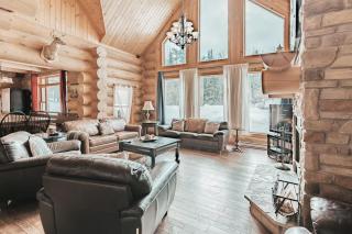 Executive Double 26 - stunning luxury log home with hot tub sauna heated pool - 1