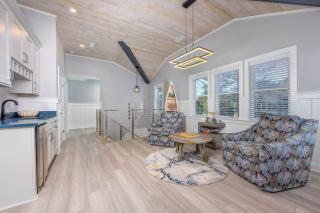 Private Pool EV Charger Elevator & Game Room - Corolla - 1