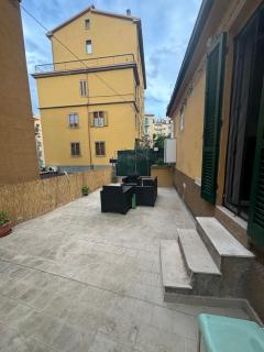 Bilocale Moderno con Terrazzo e Posto auto - Perugia - 4