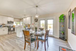 Fenced Pool and Yard Family-Friendly Glendale Home - Glendale - 3
