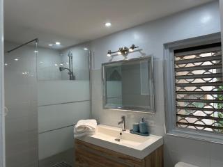 Newly renovated studio - 4