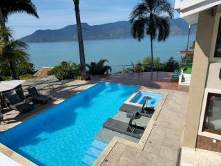 Beautiful - Linda Casa com Piscina Aquecida, Quadra de Beach tennis e Vista para o Mar e Ilhabela - São Sebastião - 0