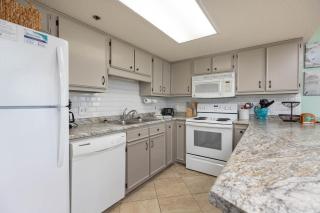 Phoenix East 211 condo - Orange Beach - 7