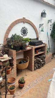 HouseSleeps6-Parking-Garden-Fireplace-Bbq-Patio-Ac - Alicante - 8