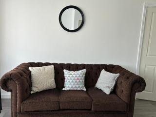 Cattermole Place - Holly Lane - 1