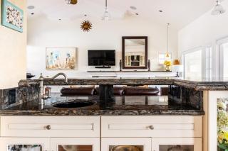 White House close to Beach - Laguna Beach - 3