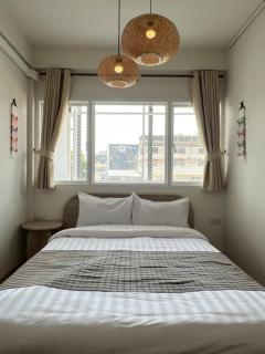 Ease at Sathorn Hostel and Coworking Space - Bangkok - 1