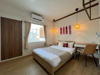 Ease at Sathorn Hostel and Coworking Space - Bangkok - 5