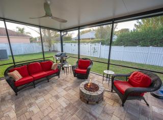 Lovely Family Home with Lanai, 6 Mi to Amelia Island - Fernandina Beach - 9