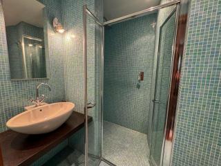 Platinum Suite & Spa - 3