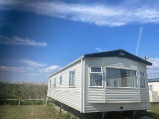 Oakleys lodge - Selsey - 0