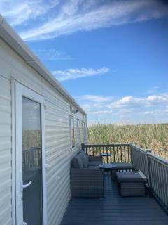 Oakleys lodge - Selsey - 8