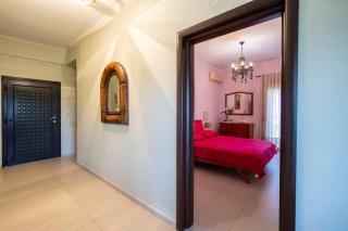 The house next to the canal ! - Nea Moudania - 5