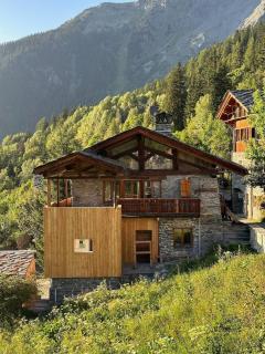 Chalet authentique avec jacuzzi proche de Val d'Isère - 0