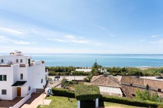 Beach Front Townhouse with lovely terrace and direct access to the Pool - Benajarafe - 6