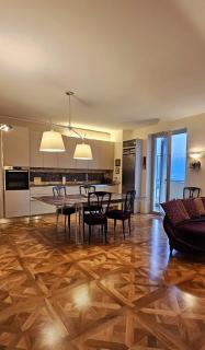Il Grattacielo Luxury Home - Pinerolo Center - Confort and Beautiful View - Pinerolo - 8