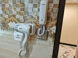 Executive Suite - 3