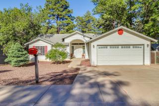 Walk to City Park Family-Friendly Show Low Home - Show Low - 8