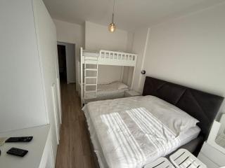 sunset room - Golem - 8