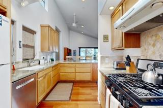 Footloose - Sea Ranch - 1