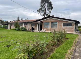 Quito Eco Lodge Airport - B&B - Tababela - 0