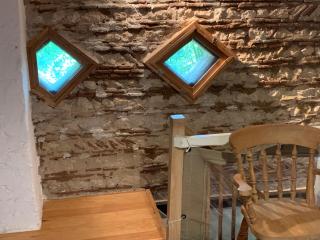 Iris Meadow Cottage - 1