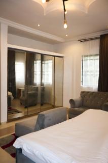 LekkiLoft Apartment - Lagos - 3