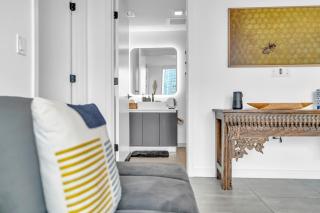 Stylish Tropical Chic 2-Bedroom in Downtown Miami - Miami - 8