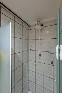 Studio com conceito aberto - reformado e com tudo que você precisa - Praia Grande - 1