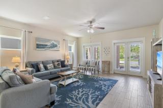 Arborgate Sunkissed Seahorse At 13987 Hanging Branch Way By Pkrm - 8