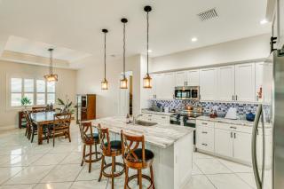 Pet-Friendly Home with Fenced Yard in Fort Myers! - Fort Myers - 3