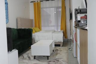 Room 123 - Nairobi - 1