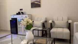 شقة بغرفة نوم و غرفة جلوس - 6