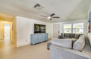 5 Mi to Beach Home with Pool in Holiday! - Holiday - 7